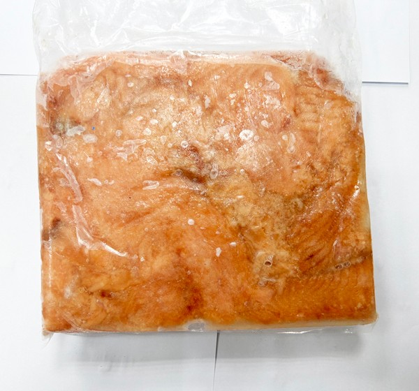 鮭魚碎肉-智利900g*1片(280)